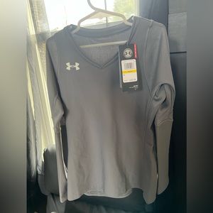 Girls Medium Under Armor Top NWT